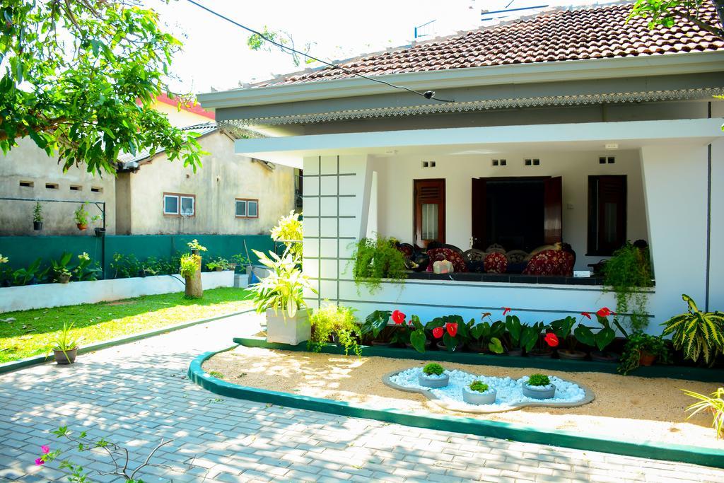 Mama Beach Villa Negombo Eksteriør bilde