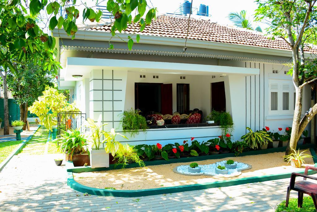 Mama Beach Villa Negombo Eksteriør bilde